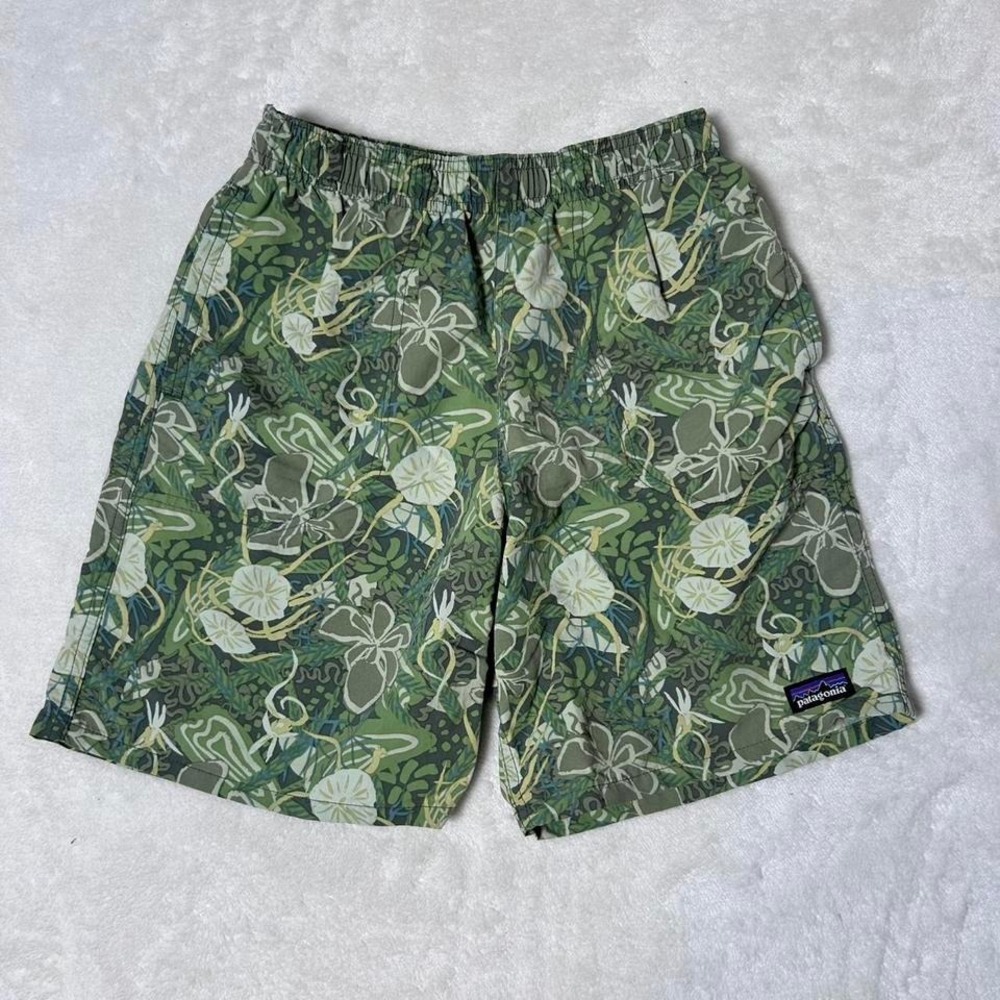 Patagonia Green Floral Boys Baggies Size Large Swim Trunks Shorts